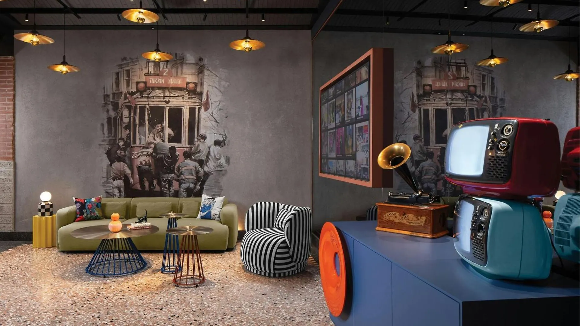 Moxy Istanbul Taksim Hotel 0*,  Turkije
