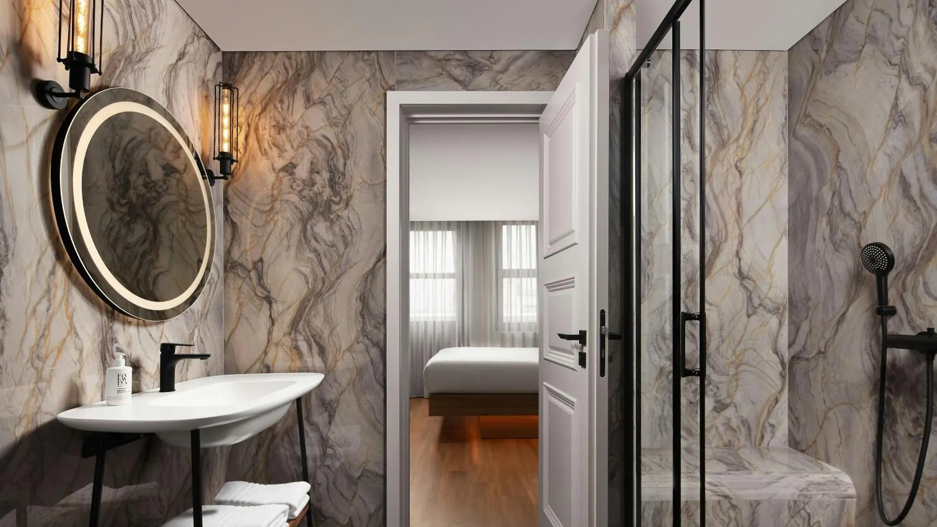 Moxy Istanbul Taksim Hotel Turkije